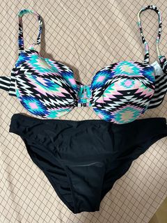 (Category: ) located in . Submitted by ylonaaa (Listing ID 1290764647, Image 1). Description: .
