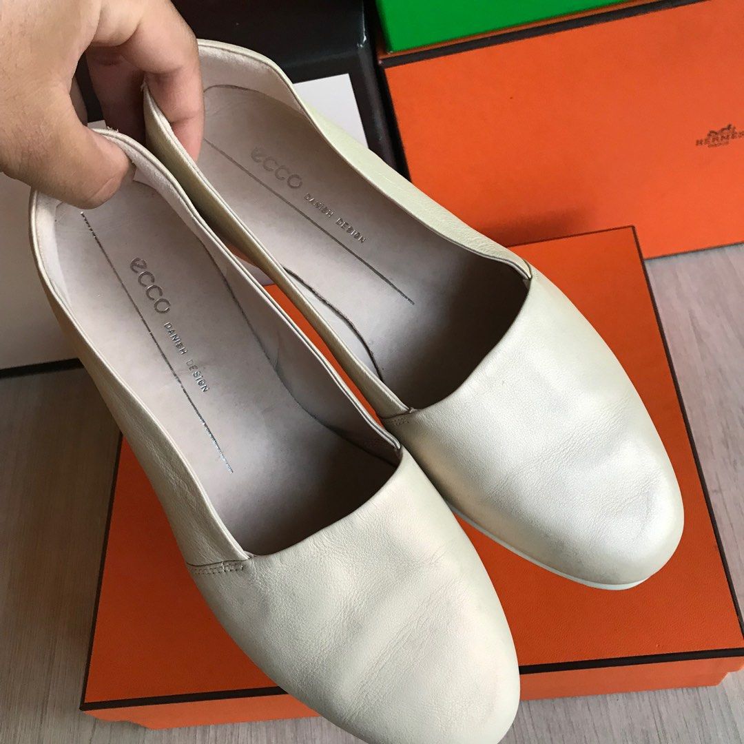 Ecco Authentic slip on leather shoes size 38