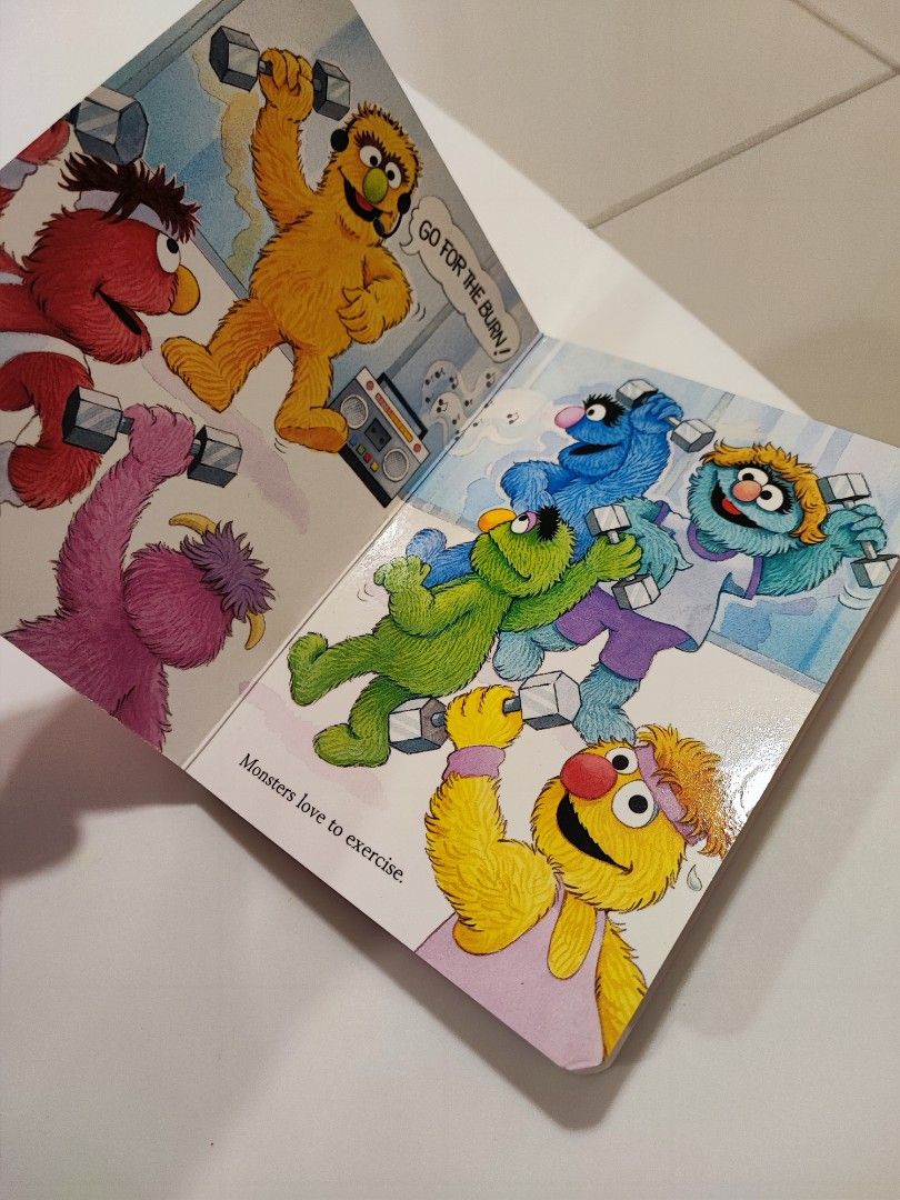 (ENG) Sesame Street Elmo Loves You, Hobbies & Toys, Books & Magazines ...