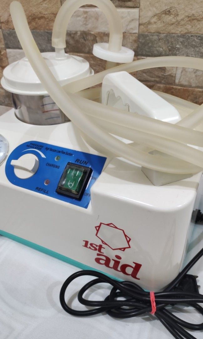 First Aid Suction Machine (Category: Medical Supplies & Tools) located in Quezon City. Submitted by rurunarvasa (Listing ID 1290752817, Image 2). Description: In good condition. Used for a few times only..