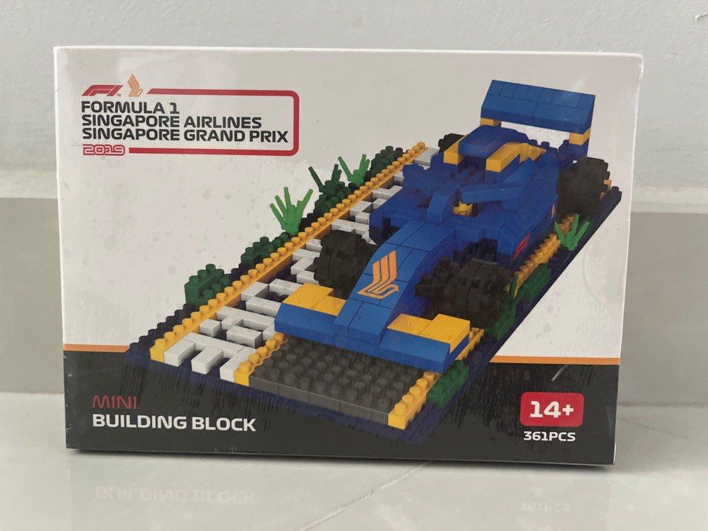 Singapore airlines lego shop
