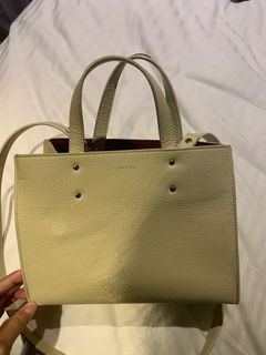 （分類：）位於 。 由 chanwenwe 提交（商品編號 1290719405，圖片 1）。簡介： 。
