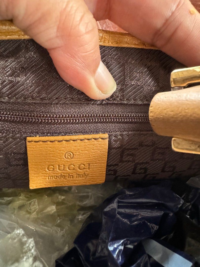 Gucci bamboo (Category: Luxury Bags & Wallets) located in Angeles City. Submitted by maryannmar33098 (Listing ID 1290752811, Image 3). Description: .