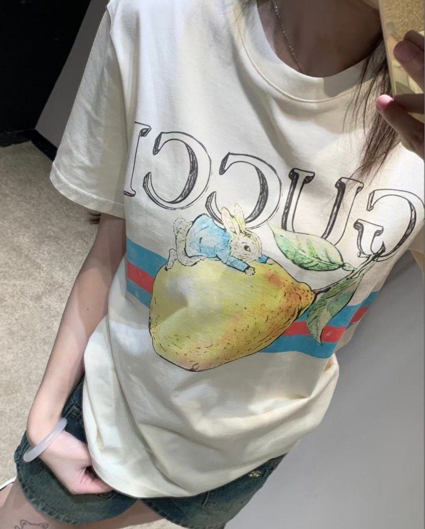 正品⭐️Gucci x Peter Rabbit 短袖T恤, 名牌, 服裝- Carousell