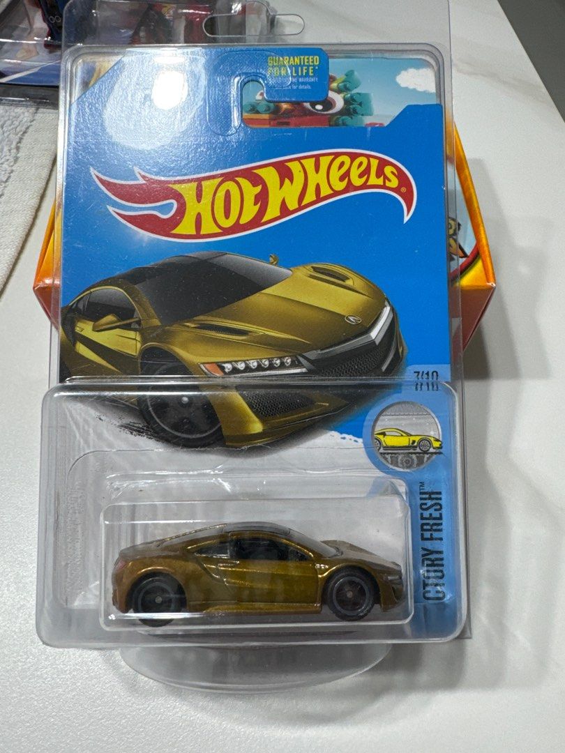 Hot wheels 17 acura nsx on sale super treasure hunt