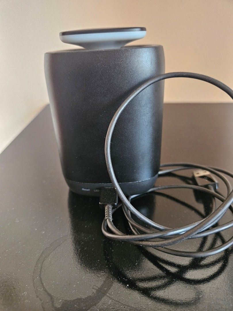 Huawei Bluetooth Speaker (Category: Soundbars, Speakers & Amplifiers) located in Las Pinas. Submitted by bellaprima888 (Listing ID 1290634953, Image 3). Description: Huawei Bluetooth Speaker Used a few times Model: HW2020.