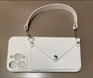 （分類：）位於 。 由 Aamiramanda 提交（商品編號 1290773088，圖片 1）。簡介： 。