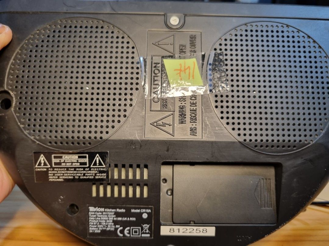 Kitchen Radio with Clock (Category: Portable Music Players) located in Paombong. Submitted by sweetdeals0181656 (Listing ID 1290749873, Image 3). Description: Brand: TEVion Model: CR18A 220 Volts 9 watts Unit is Tested for Radio Function. Please manage your Expectation..