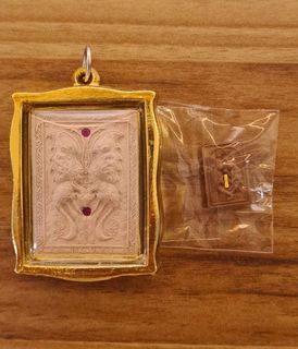 (Category: ) located in . Submitted by theconceptualstore (Listing ID 1290761269, Image 1). Description: .