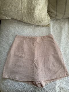 (Category: ) located in . Submitted by shoplucy (Listing ID 1290638459, Image 1). Description: .