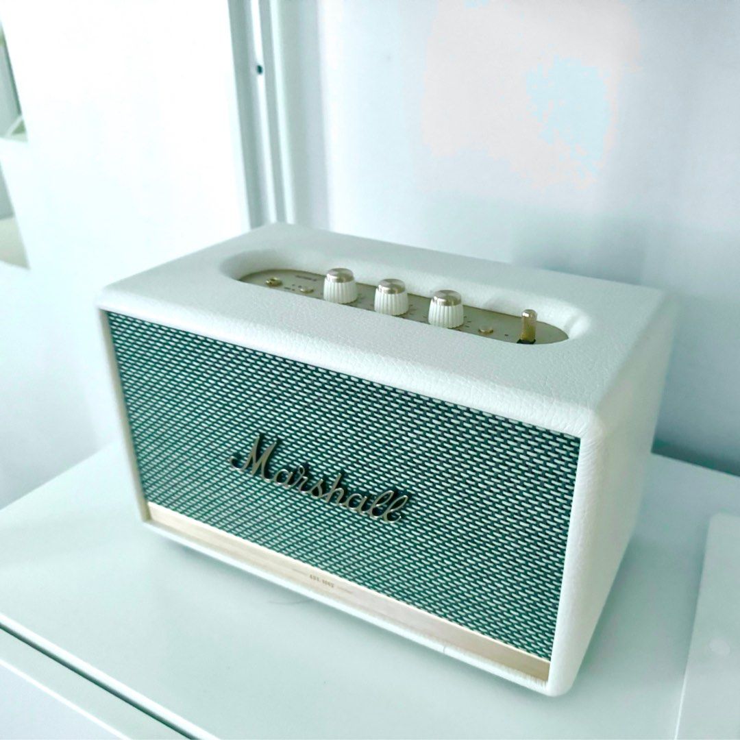 【Marshall】ACTON 2 WHITE【Bluetoothスピーカー】 Acton II Bluetooth speaker delivers powerful sound for your