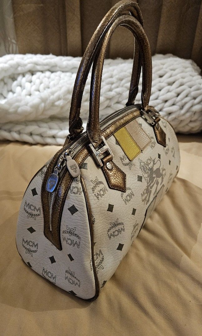 MCM LION HANDBAG Luxury Bags Wallets on Carousell