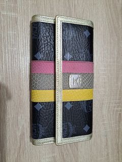 MCM trifold long wallet