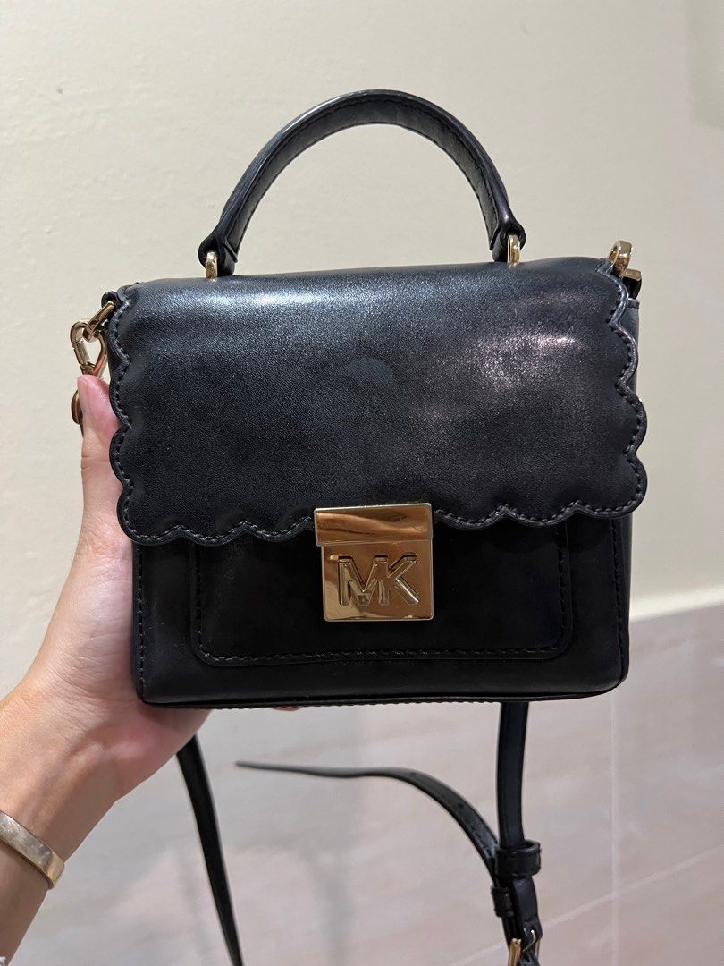 Michael kors best sale mindy bag