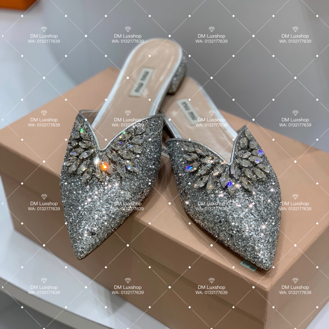 Miu miu silver shoes 2025