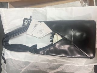 （分類：）位於 。 由 poliohd 提交（商品編號 1290736333，圖片 1）。簡介： 。