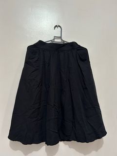 Monki Black Flowy Midi Skirt - Stretchable