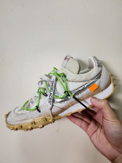 (Category: ) located in . Submitted by shiny_authentic_kickz (Listing ID 1290693322, Image 1). Description: .