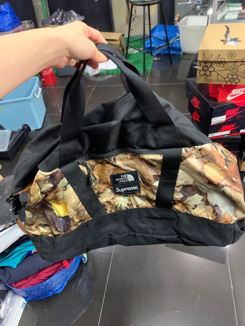 希少 supreme north face APEX LEAVES DUFFEL supreme×THE NORTH