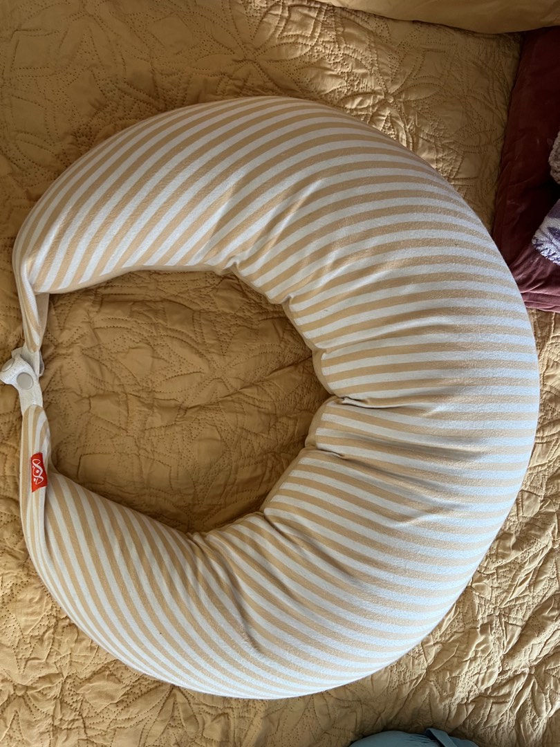 Mamaway top nursing pillow