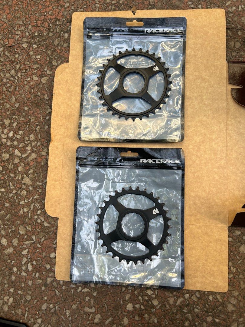 Raceface Cinch Chainrings (Category: Bicycles) located in Iloilo. Submitted by solesbikesandcoolstuff (Listing ID 1290633822, Image 3). Description: BIKE PARTS: Raceface Cinch Chainrings 32T (brand new) and 30T (lightly used) round, steel Php: 1,000 each Last price posted and no haggling Payment FIRST via Gcash or BDO Preferred Shipper: LBC .