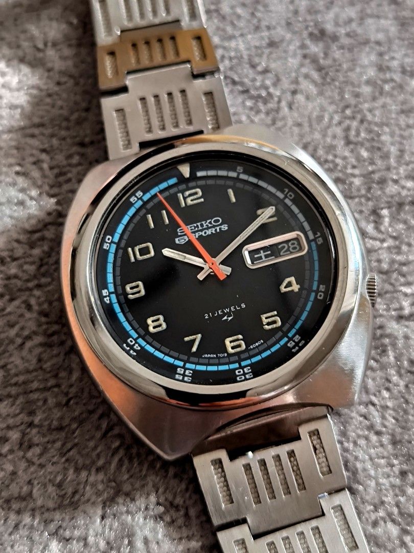 Seiko 5 Sports JDM 7019-6040 AUTOMATIC WATCH 38mm, Luxury, Watches