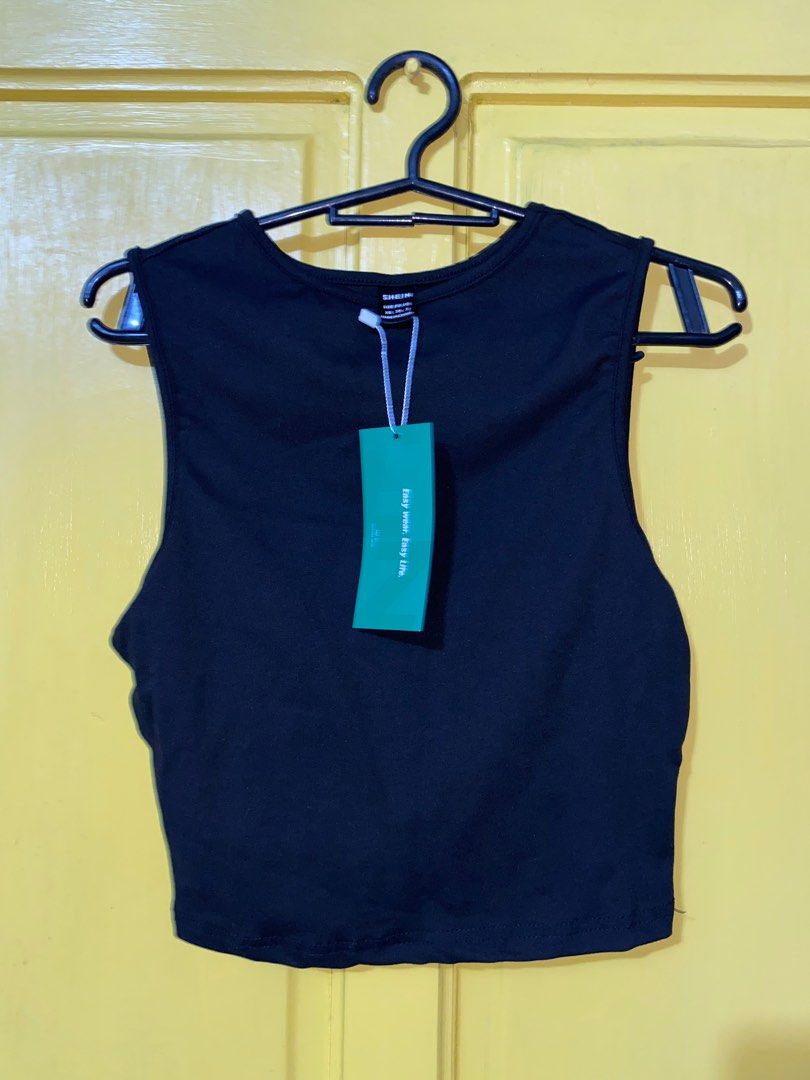 Shein black coordinates (Category: Sets or Coordinates) located in Manila. Submitted by aliii03 (Listing ID 1290721537, Image 2). Description: Bought this for 500 pesos. Never been used because I bought the wrong size. .