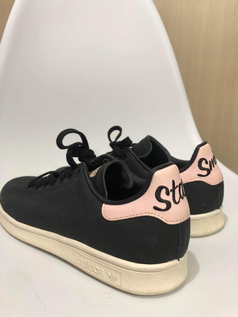 Black and pink stan sale smith