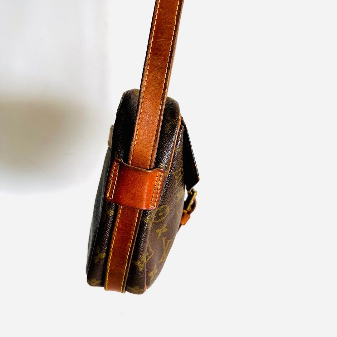 STEAL 🙌 Louis Vuitton LV Monogram Logo GHW Jeune Fille Flap Shoulder Sling  Vintage Bag Authentic, Luxury, Bags & Wallets on Carousell