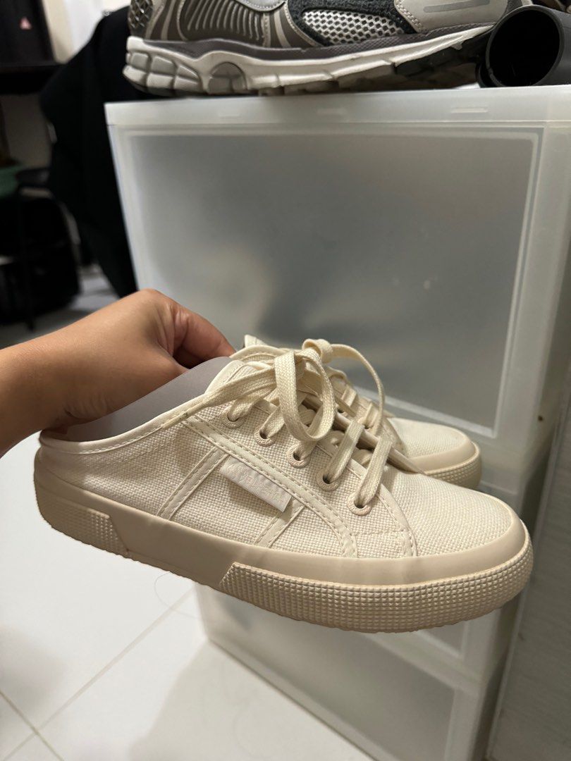 Slip on superga top