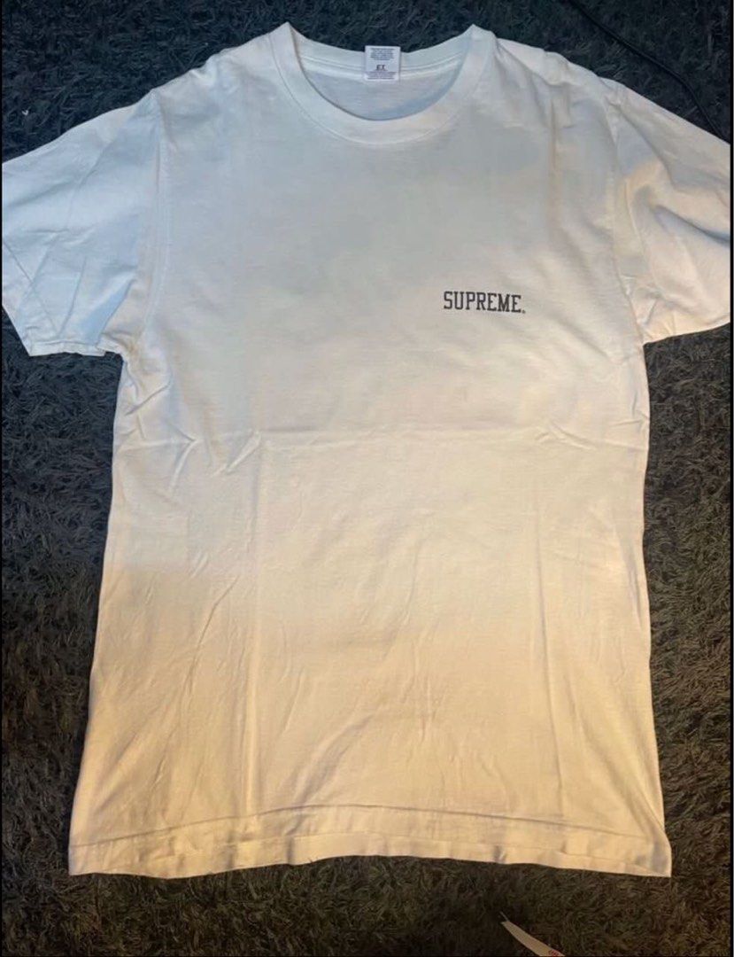 Supreme et shirt store