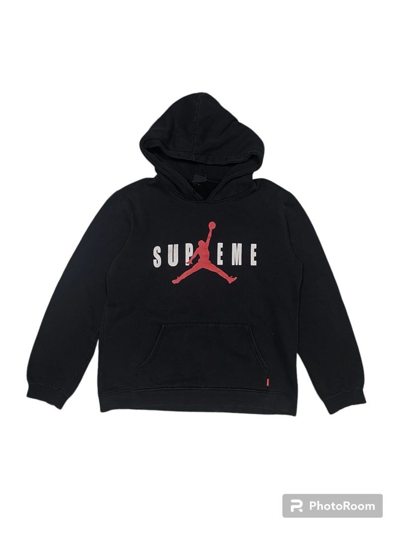 Supreme x hotsell jordan