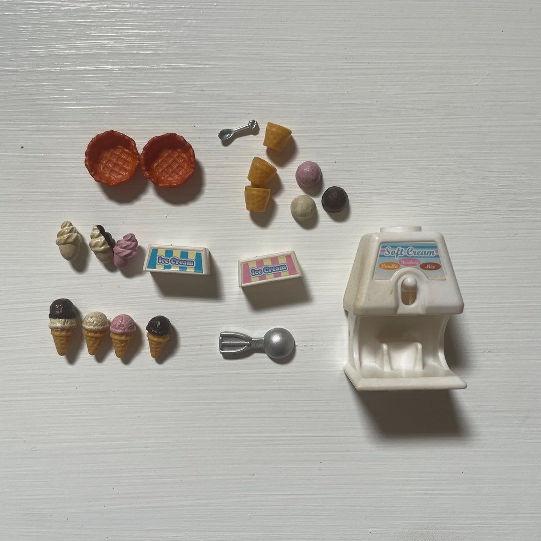sylvanian families ice cream wagon (Category: Kids Toys) located in Manila. Submitted by bbwoniee_ (Listing ID 1290649758, Image 2). Description: missing one spoon lang discoloration sa mismong van wysiwyg still have the box pero not in mint condition .