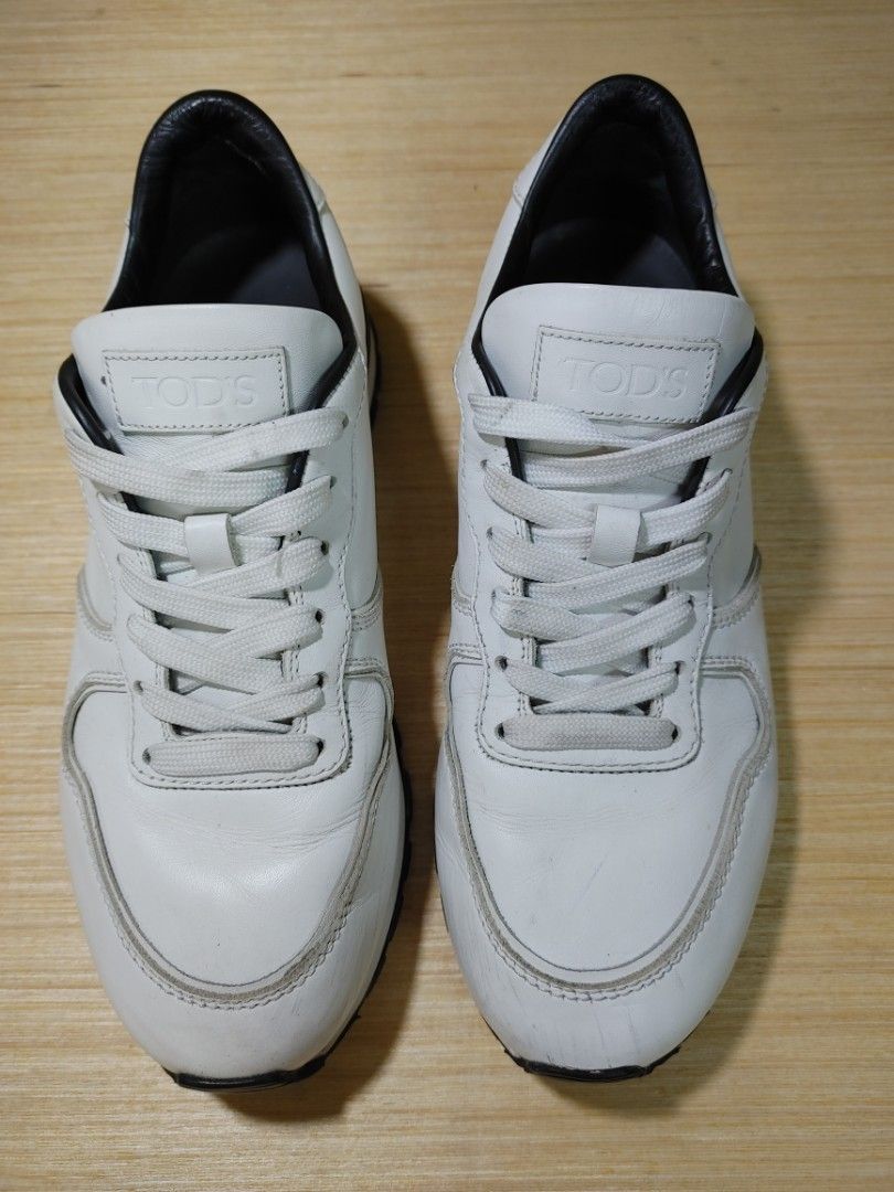Tods Sneakers size 8US men (Category: Sneakers) located in Valenzuela. Submitted by _myperfectstuff (Listing ID 1290763756, Image 2). Description: fit for Size 8us men all in good Condition.