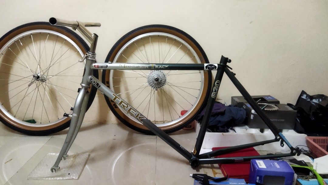 Trek 820 Cromoly for Sale Sports Equipment Bicycles Parts