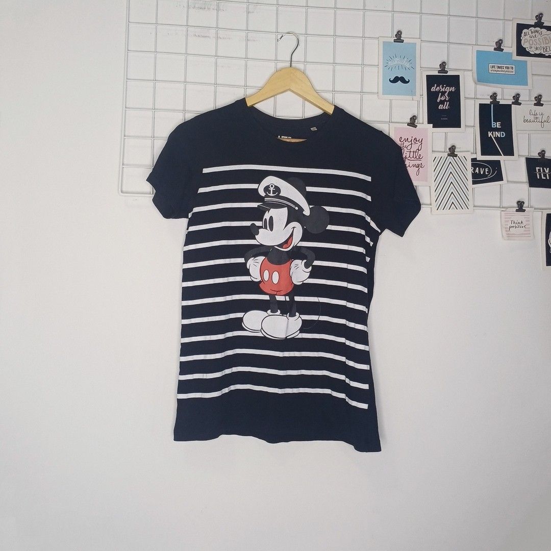 Uniqlo Disney T-Shirt