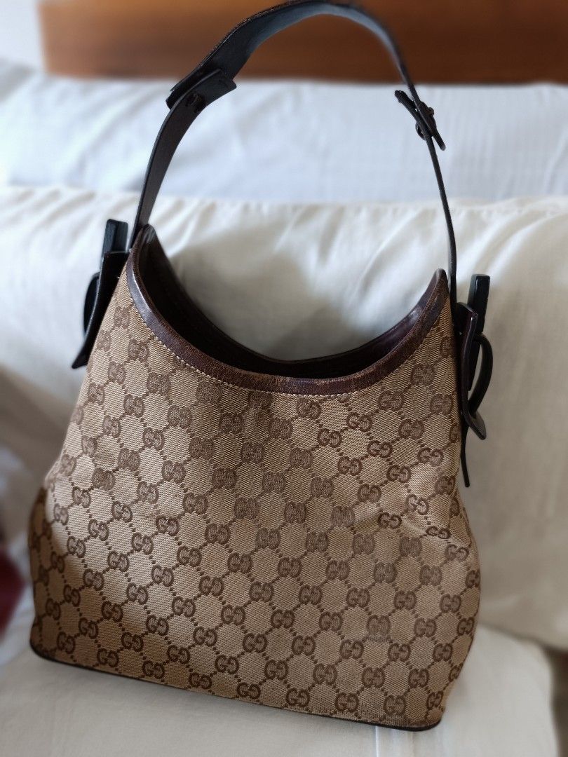 Do vintage Gucci bags have serial numbers? - Questions & Answers | 1stDibs