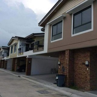Woodsville Townhouse -RFO 3br Townhouse in Merville Paranaque 