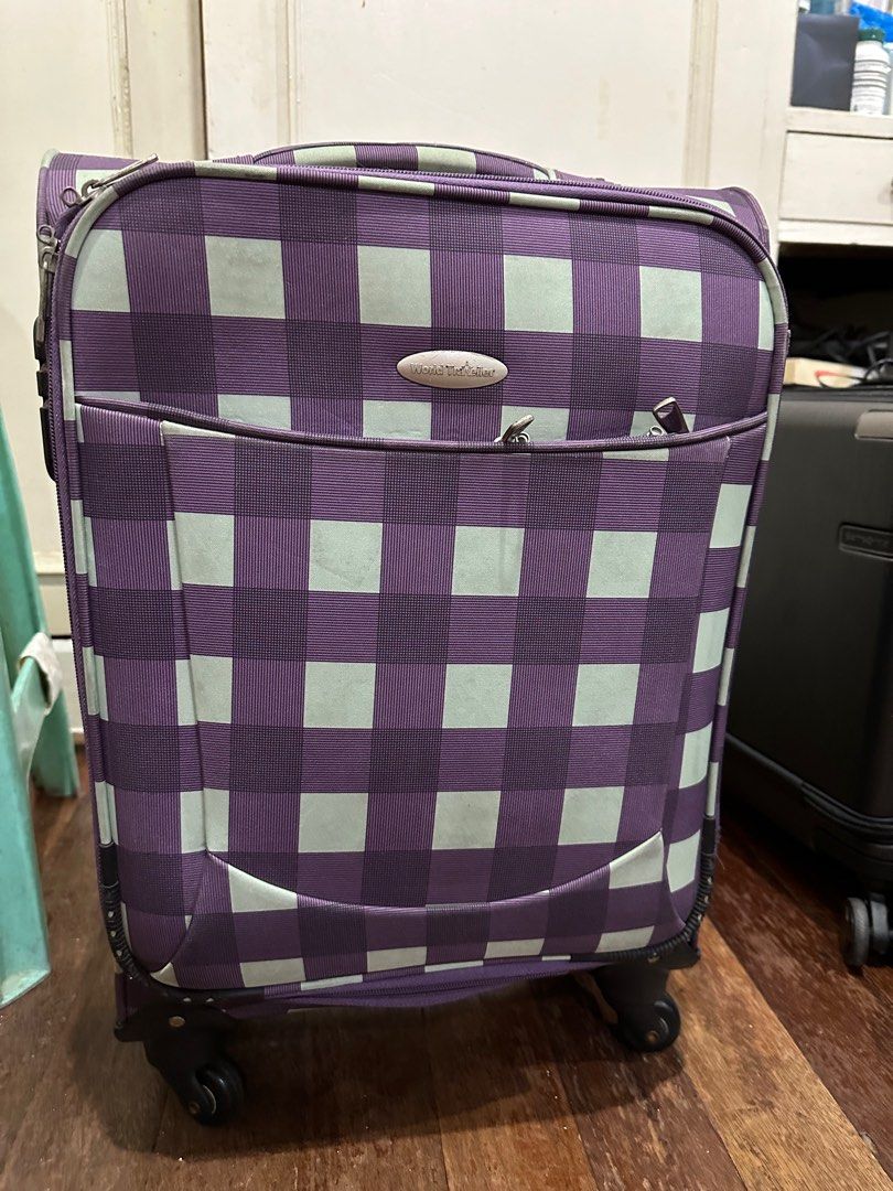 World Traveller Luggage (Category: Luggage) located in Makati City. Submitted by kobewobee (Listing ID 1290752765, Image 1). Description: 8 x 19 x 14 inches.