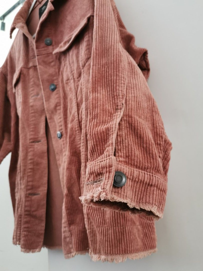 ZARA dusty pink oversized corduroy jacket Women s Fashion Coats Jackets and Outerwear on Carousell