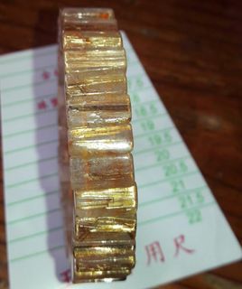 由 something2bsold (刊登 ID 1293864758，圖片 1) 提交，位於 的 (類別：)，說明：。