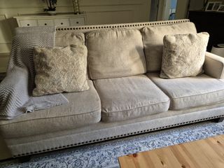 (Category: ) located in . Submitted by auni_21 (Listing ID 1294010778, Image 1). Description: .