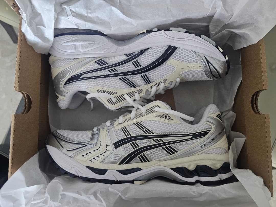 Asics nearby shop