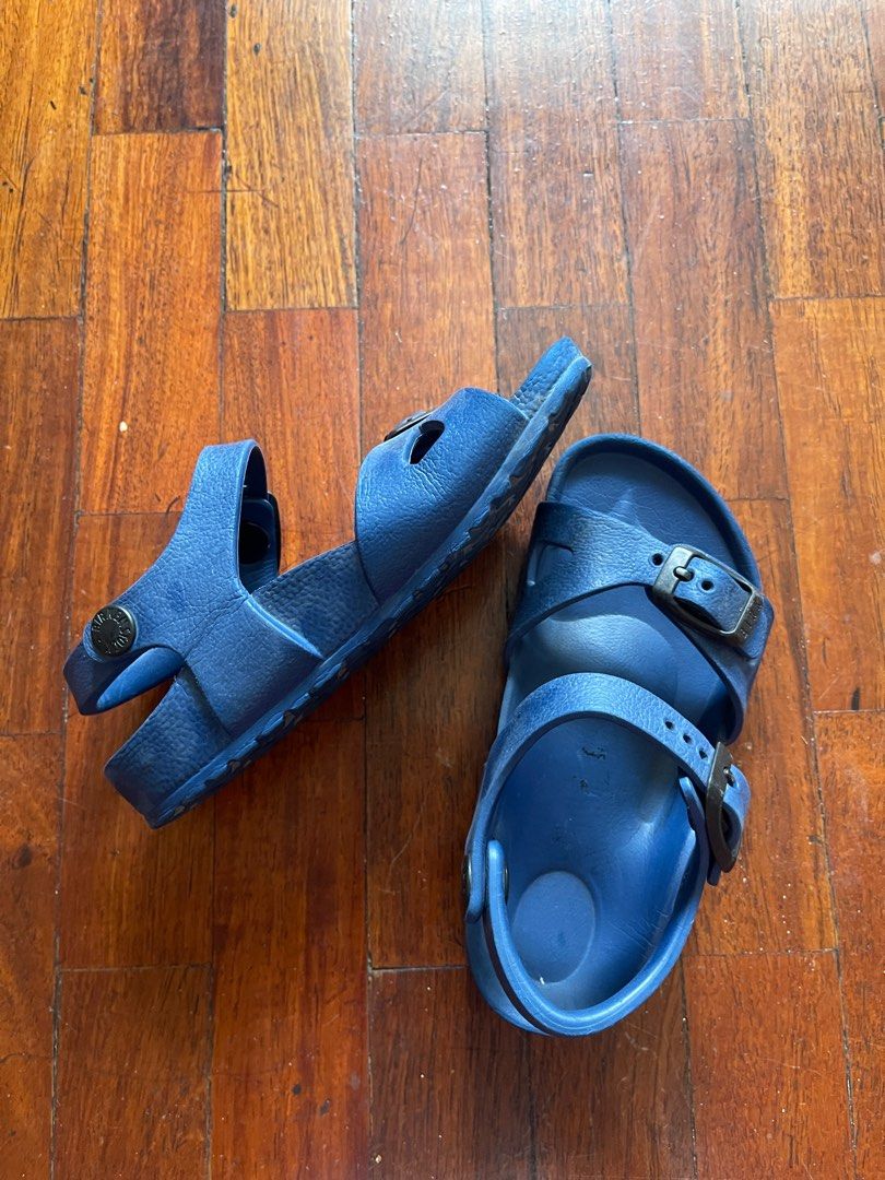 Birkenstock 1889 store