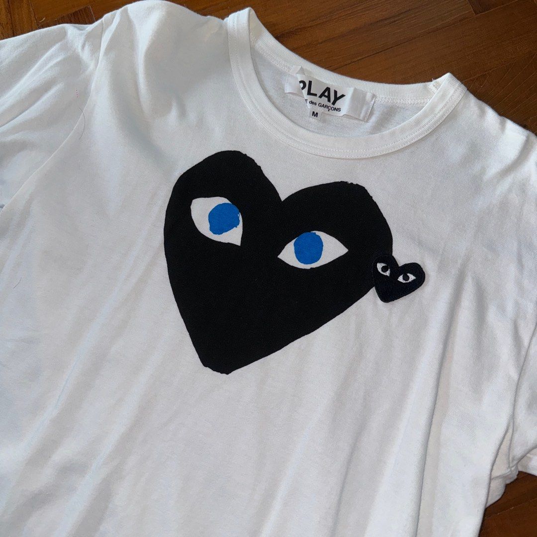 Cdg tee black heart sales