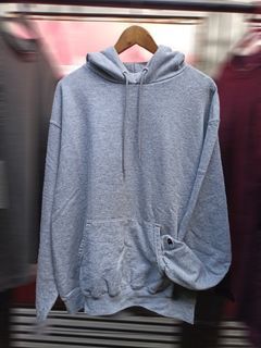 CHAMPION HOODIE GRAY LARGE (LIGHTLY USED)