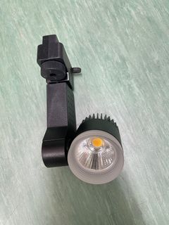 (Category: ) located in . Submitted by kazelighting (Listing ID 1294021687, Image 1). Description: .