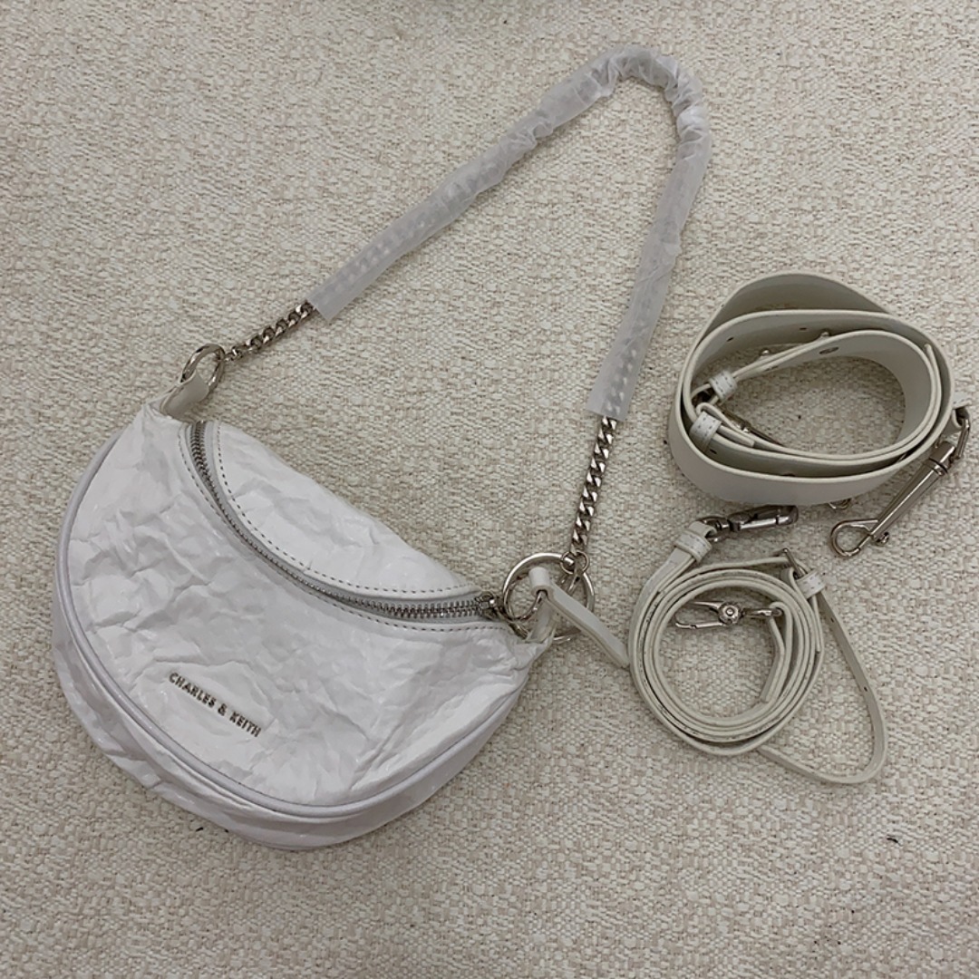 Cnk crossbody bag top