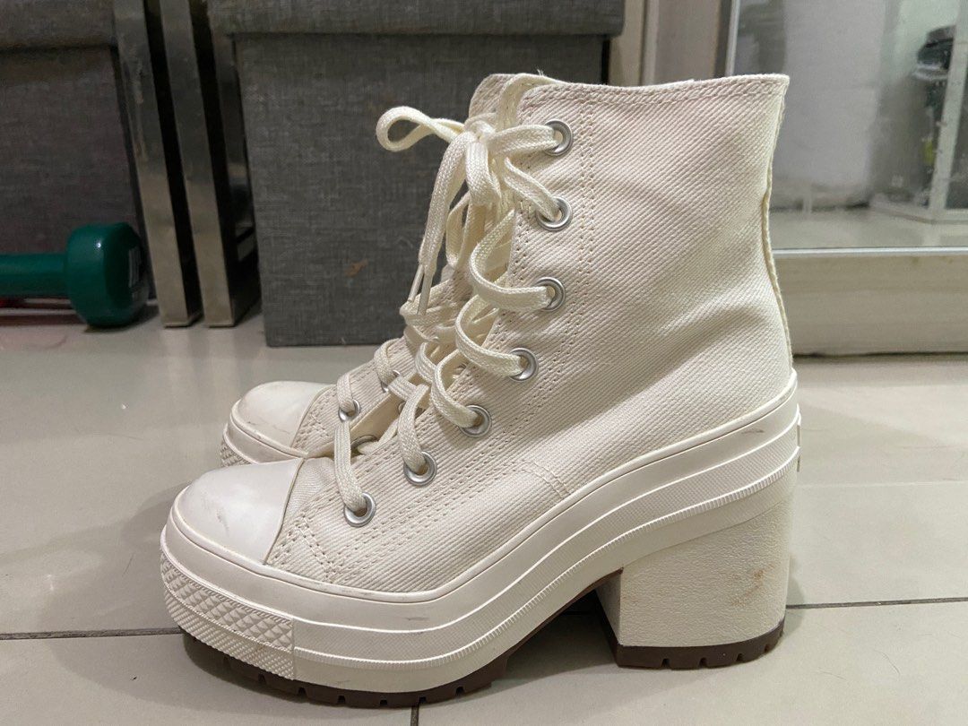 Canvas heeled boots top