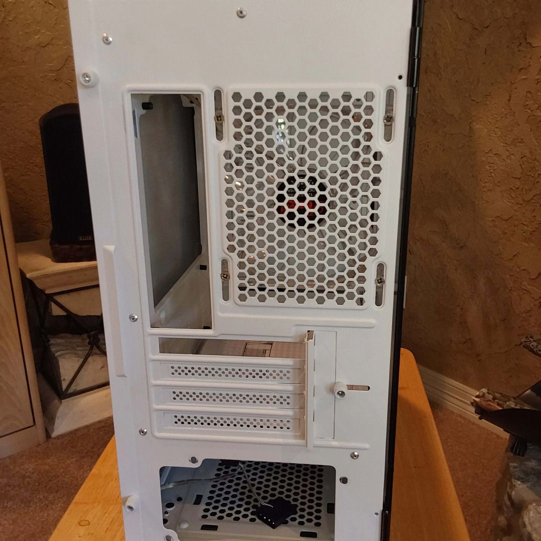 DarkFlash DLM 22 Computer Case (Category: Desktops) located in Tarlac. Submitted by aevii (Listing ID 1294006963, Image 3). Description: DarkFlash DLM22 Specifications: Motherboard Support: Micro ATX / ITX / Mini ITX Case Material: Tempered glass and metal Dimensions: Height: 425mm, Width: 208mm, Depth: 360mm Max GPU Clearance: 330mm Max CPU Cooler Clearance: 160mm Drive Bays: SSD/HDD: 1/2 or 3/2 Fan Support: Top: 120mm2 or 140mm2, Front: 120mm2,
